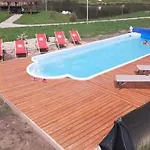 Villa Calo Roczne Z Wlasnym Stawem Nad Jeziorem Ryn (Warmian-Masurian)