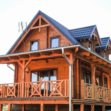 Calo Roczne Z Wlasnym Stawem Nad Jeziorem Ryn (Warmian-Masurian)