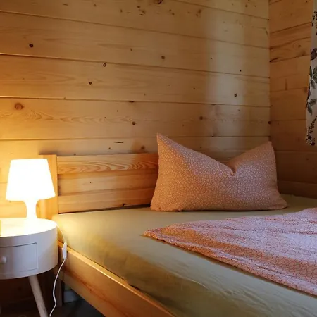 Villa Calo Roczne Z Wlasnym Stawem Nad Jeziorem