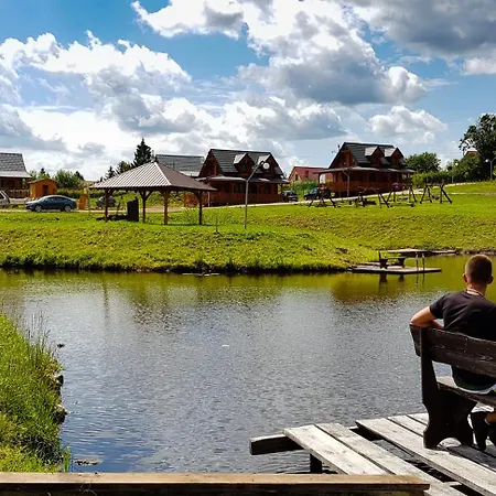 Villa Calo Roczne Z Wlasnym Stawem Nad Jeziorem Ryn (Warmian-Masurian)