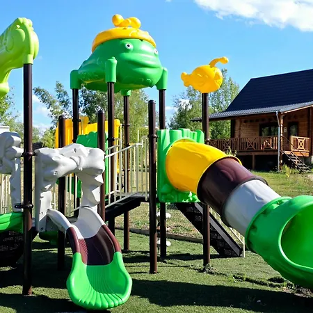 Calo Roczne Z Wlasnym Stawem Nad Jeziorem Villa *